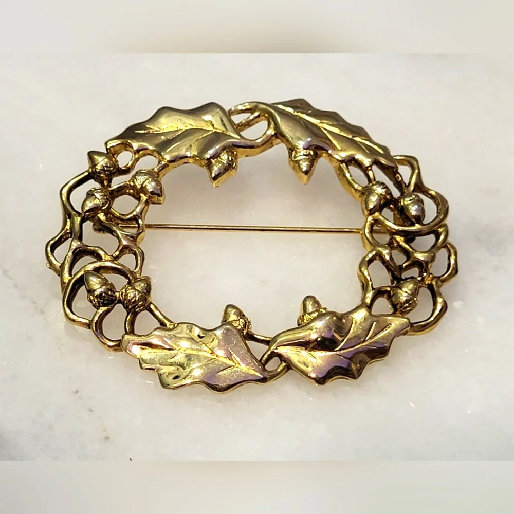 Ginnie Johansen Brooch, vintage brooch - Picture 1 of 10